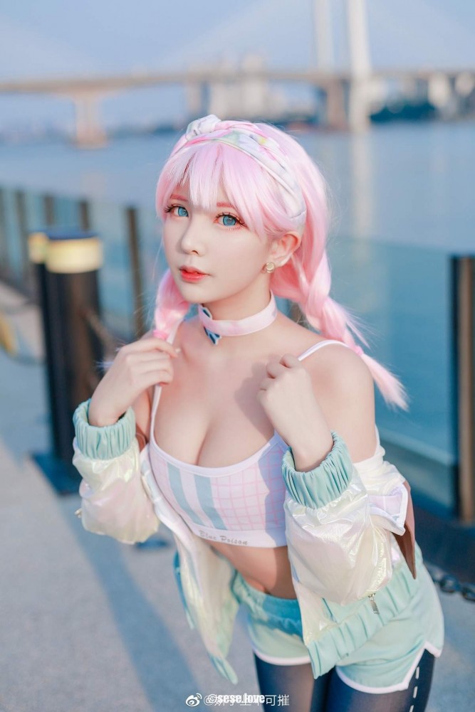 妍子坚不可摧蓝毒 cosplay