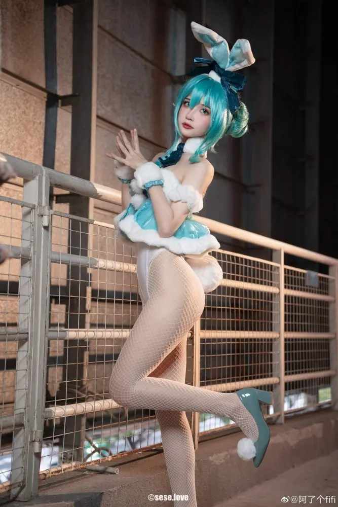 阿了个fifi初音ミク miku cosplay 漫展返照
