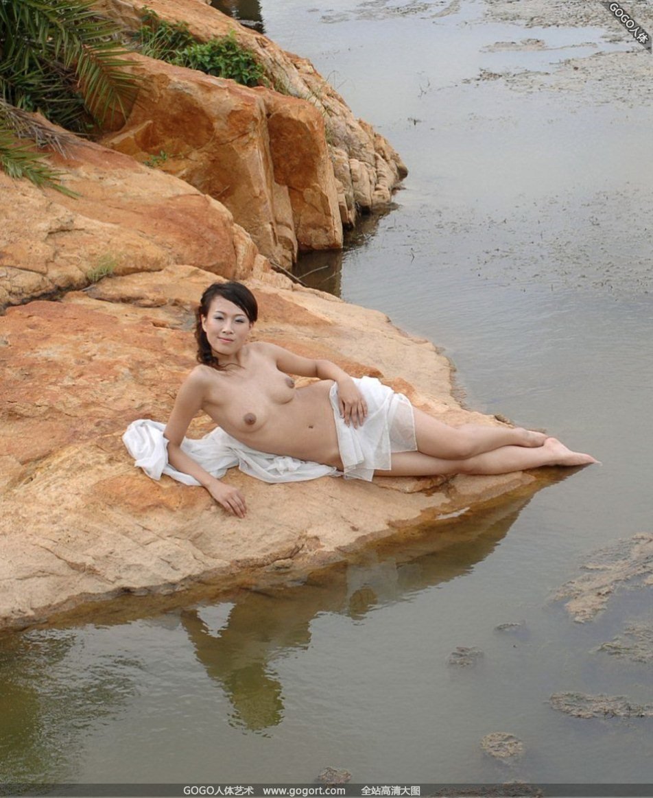 模特孙迪与芳芳旅游景区人体艺术 | Page 2