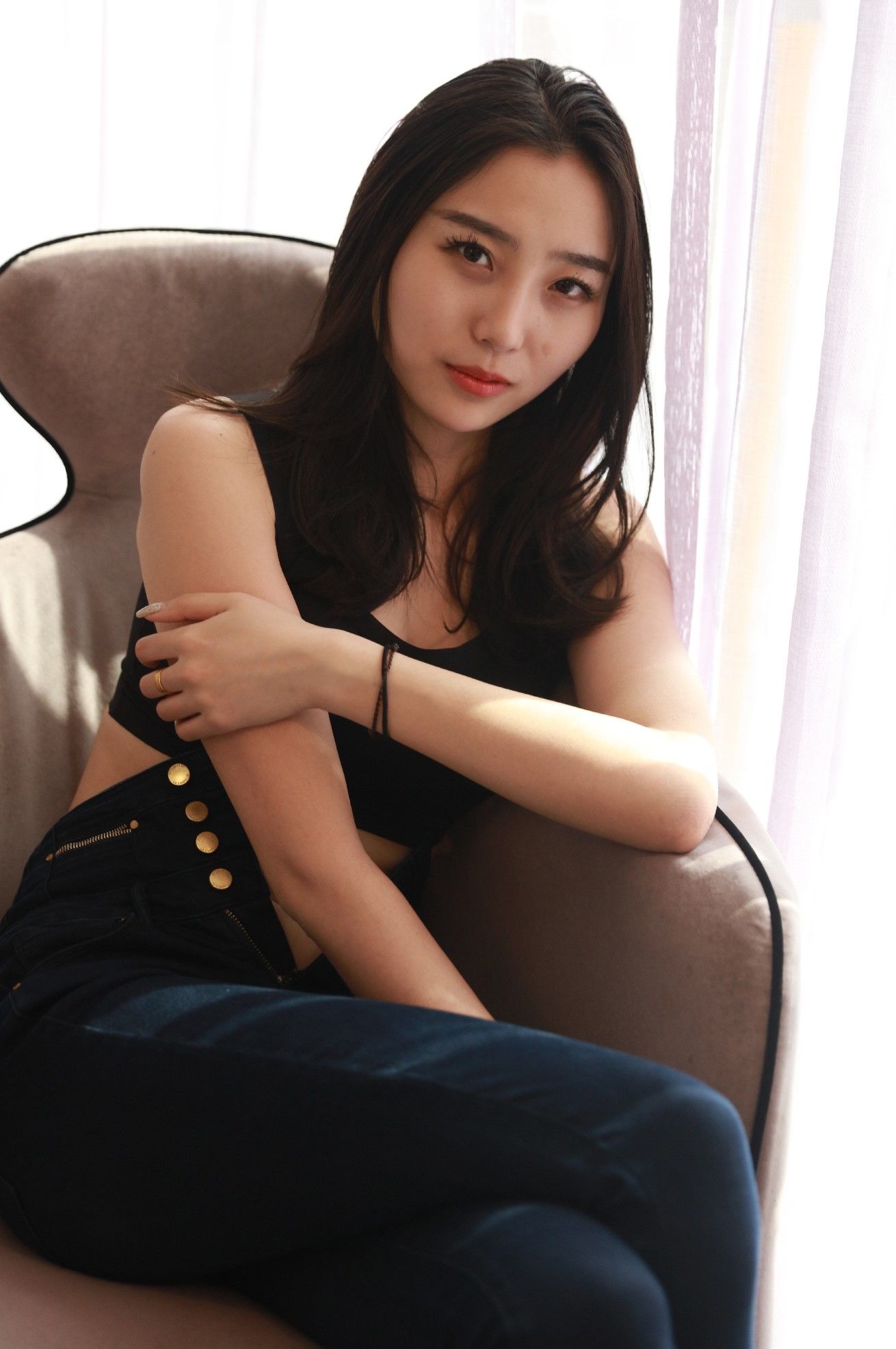 国模子熙宾馆大尺度人体私拍套图 | Page 2