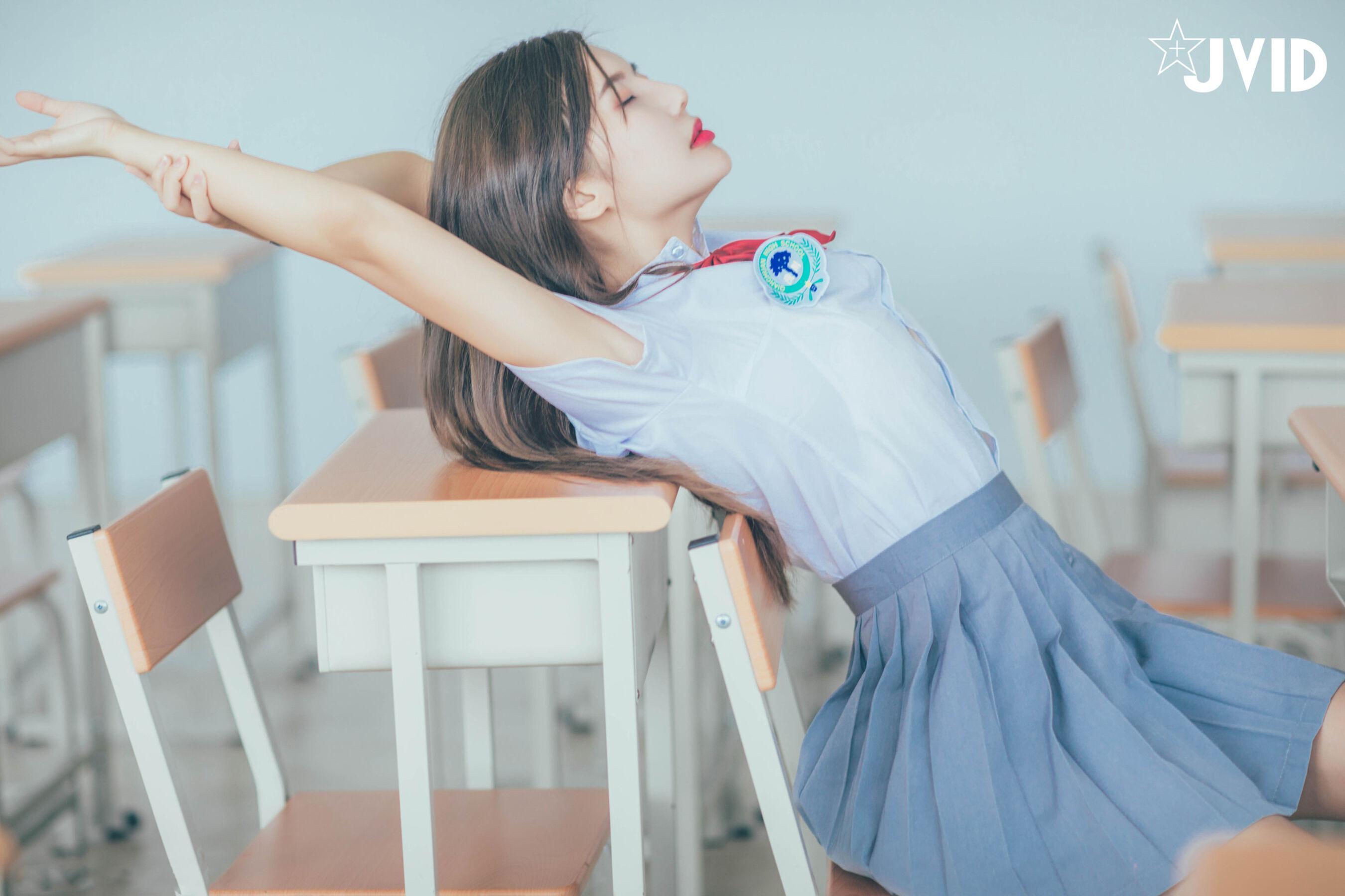 JVID Vol. 1024 木木森《教室》