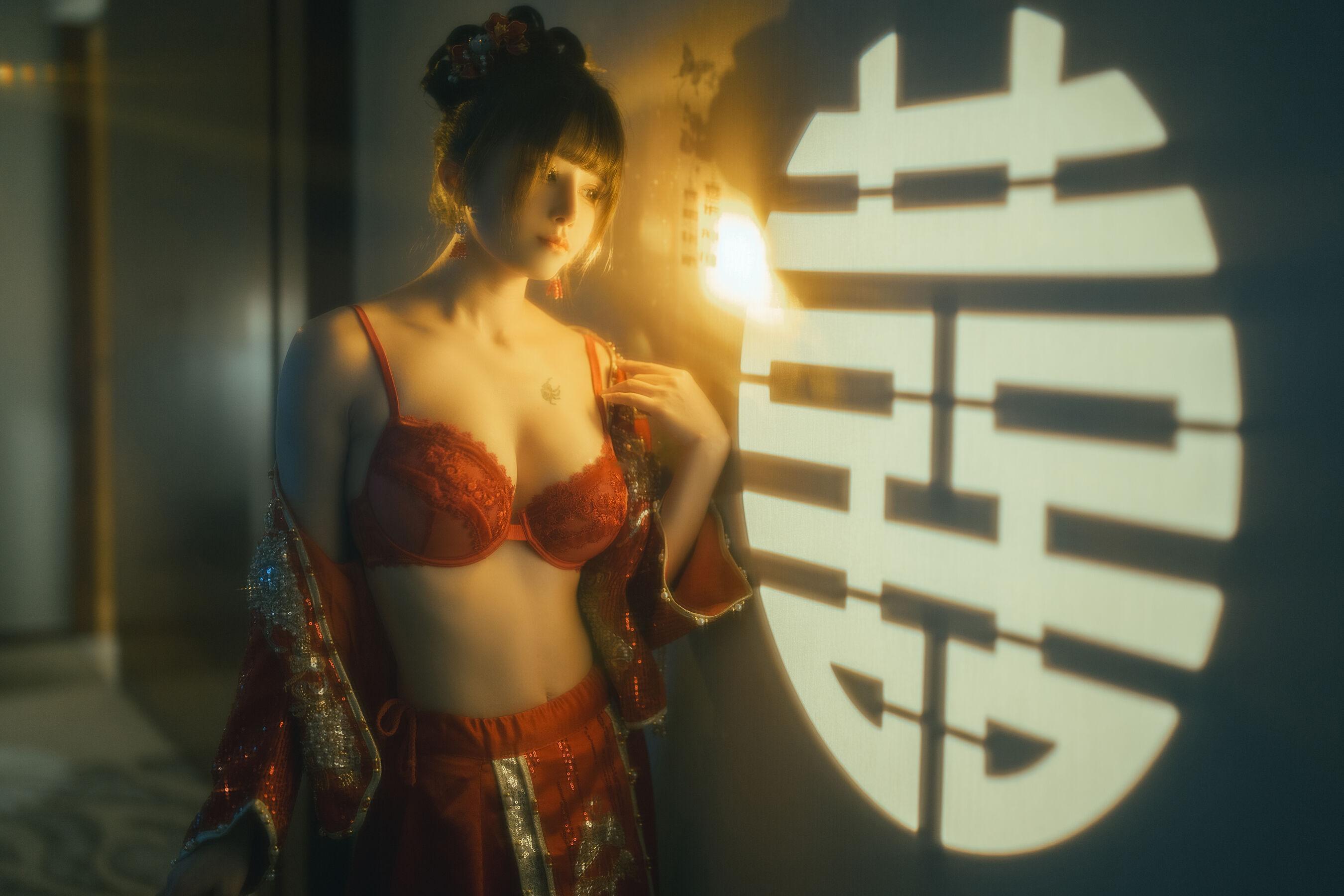 国模套图 新婚小故事