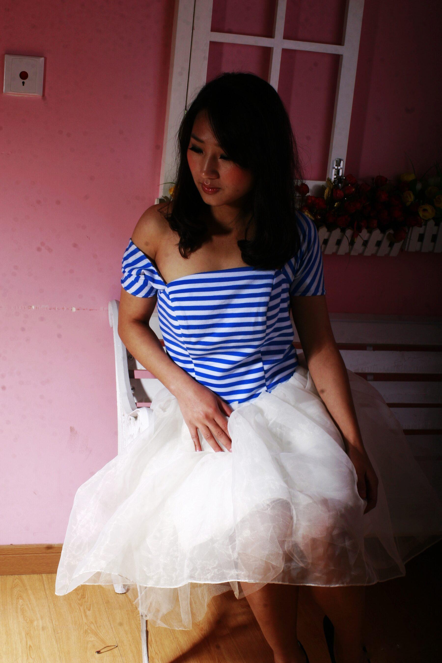 国模套图 国模阿薇人体私拍套图