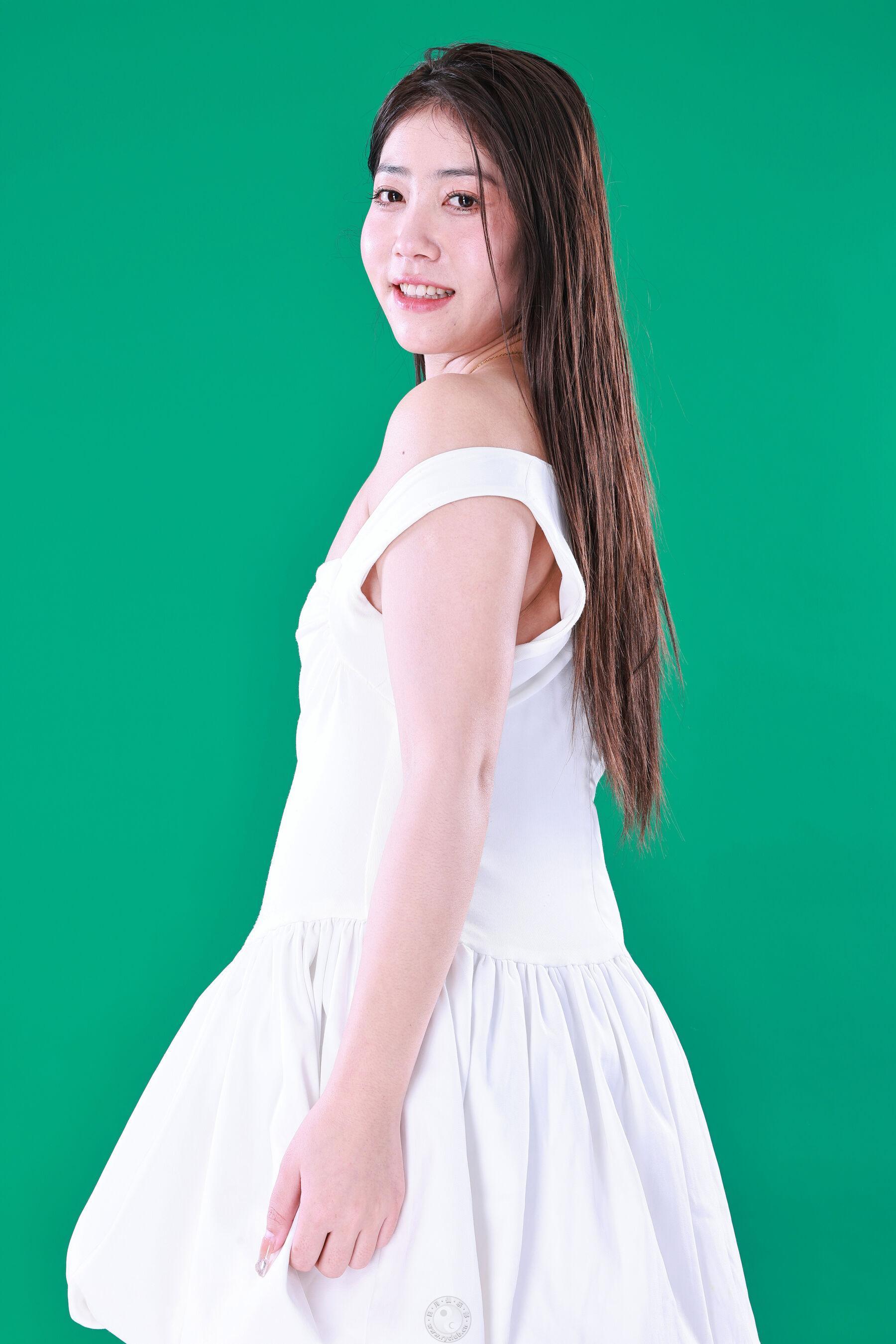 国模套图 国模阿寇人体私拍套图