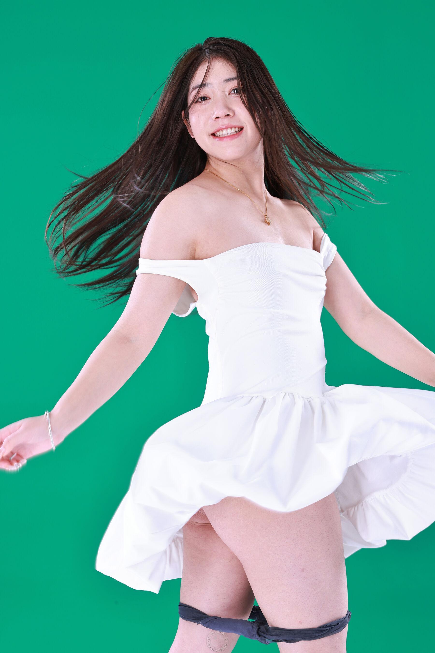 国模套图 国模阿寇人体私拍套图 | Page 5