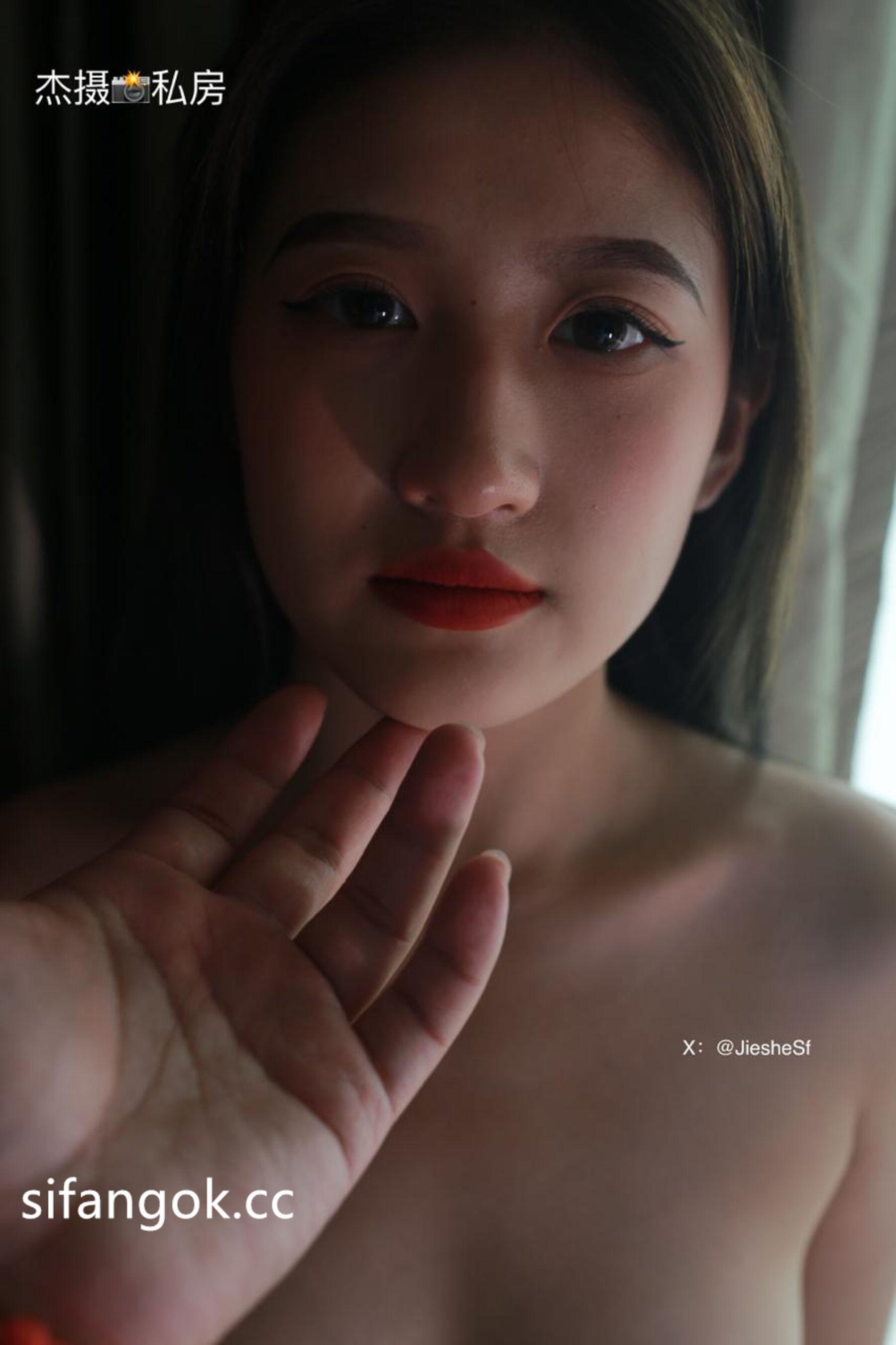 国模套图 杰摄私房摄影合集第二部 | Page 4