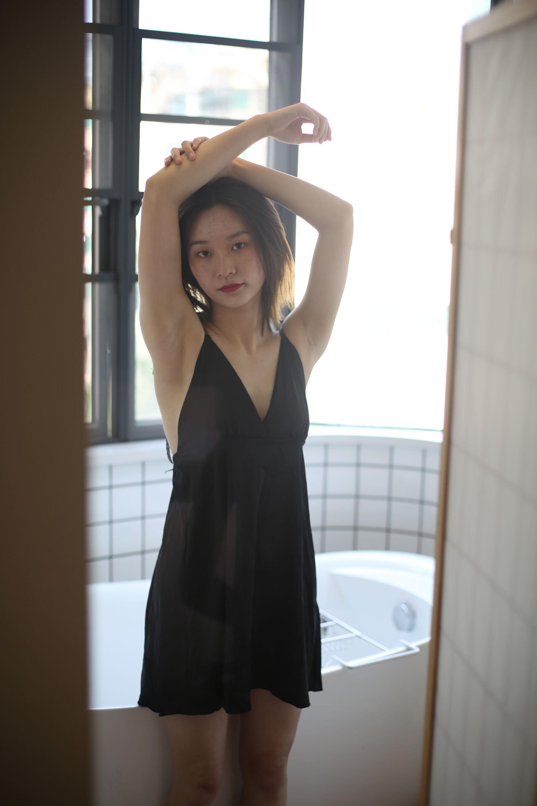 国模套图 国模 KK 大尺度人体私拍套图 | Page 2