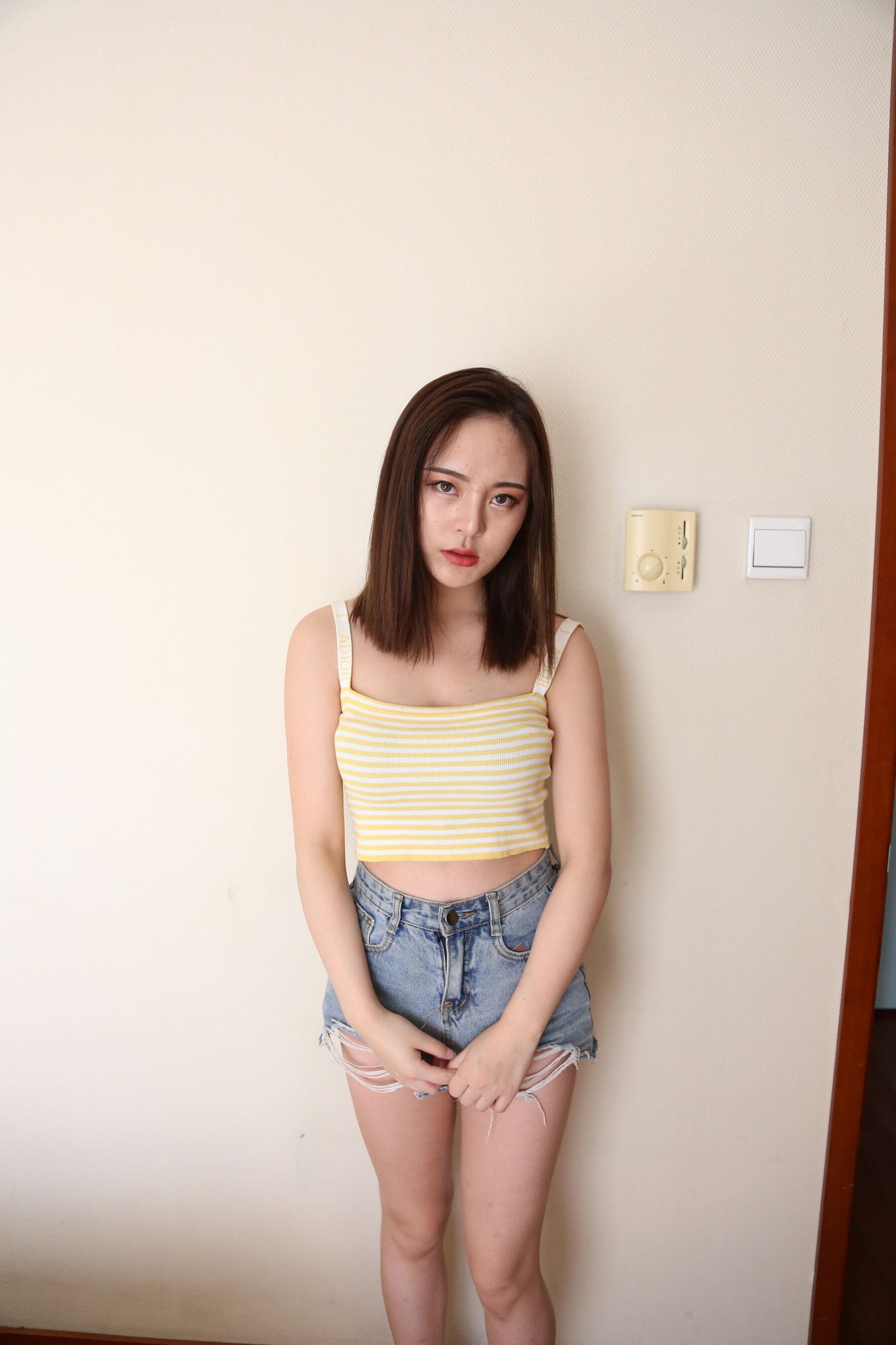 国模套图 国模马慧莹大尺度人体私拍套图 | Page 4