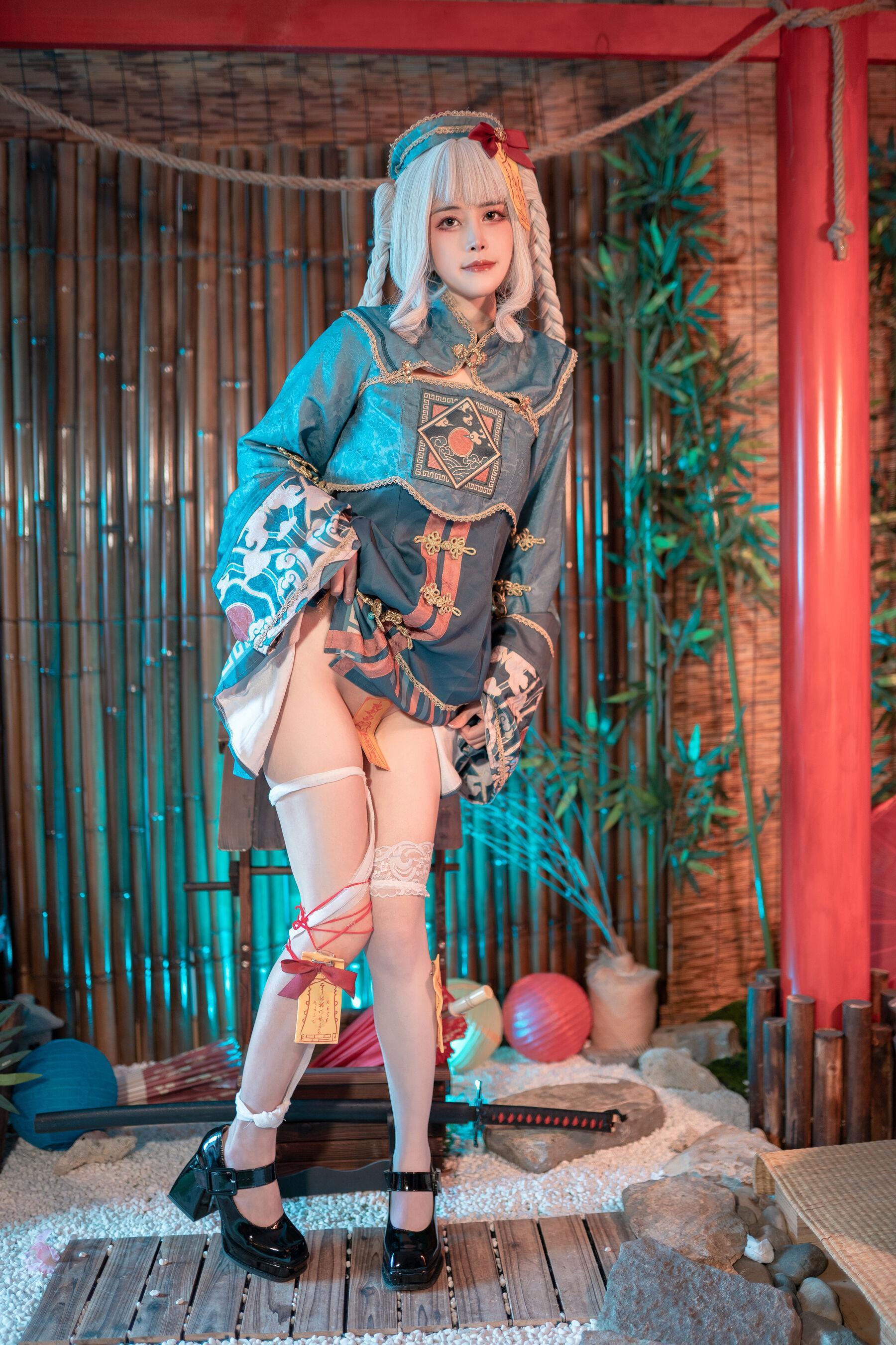 国模套图 小僵尸