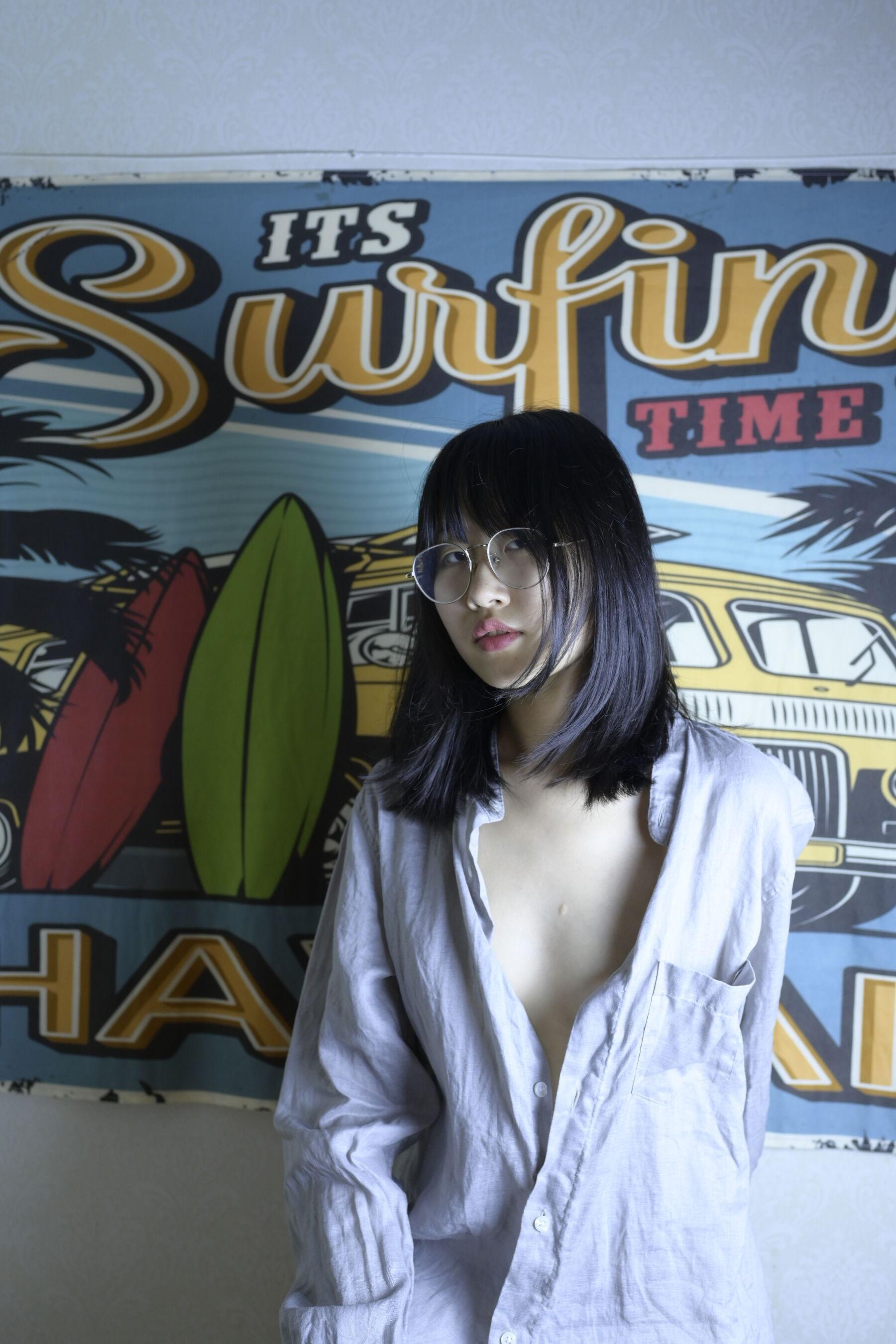 国模套图 国模tfghrtyhj大尺度人体私拍套图 | Page 4