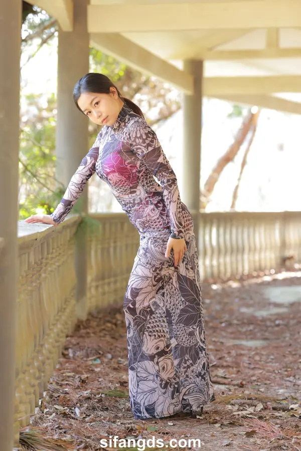 国模凰宫燕舞大尺度人体私拍套图 | Page 4