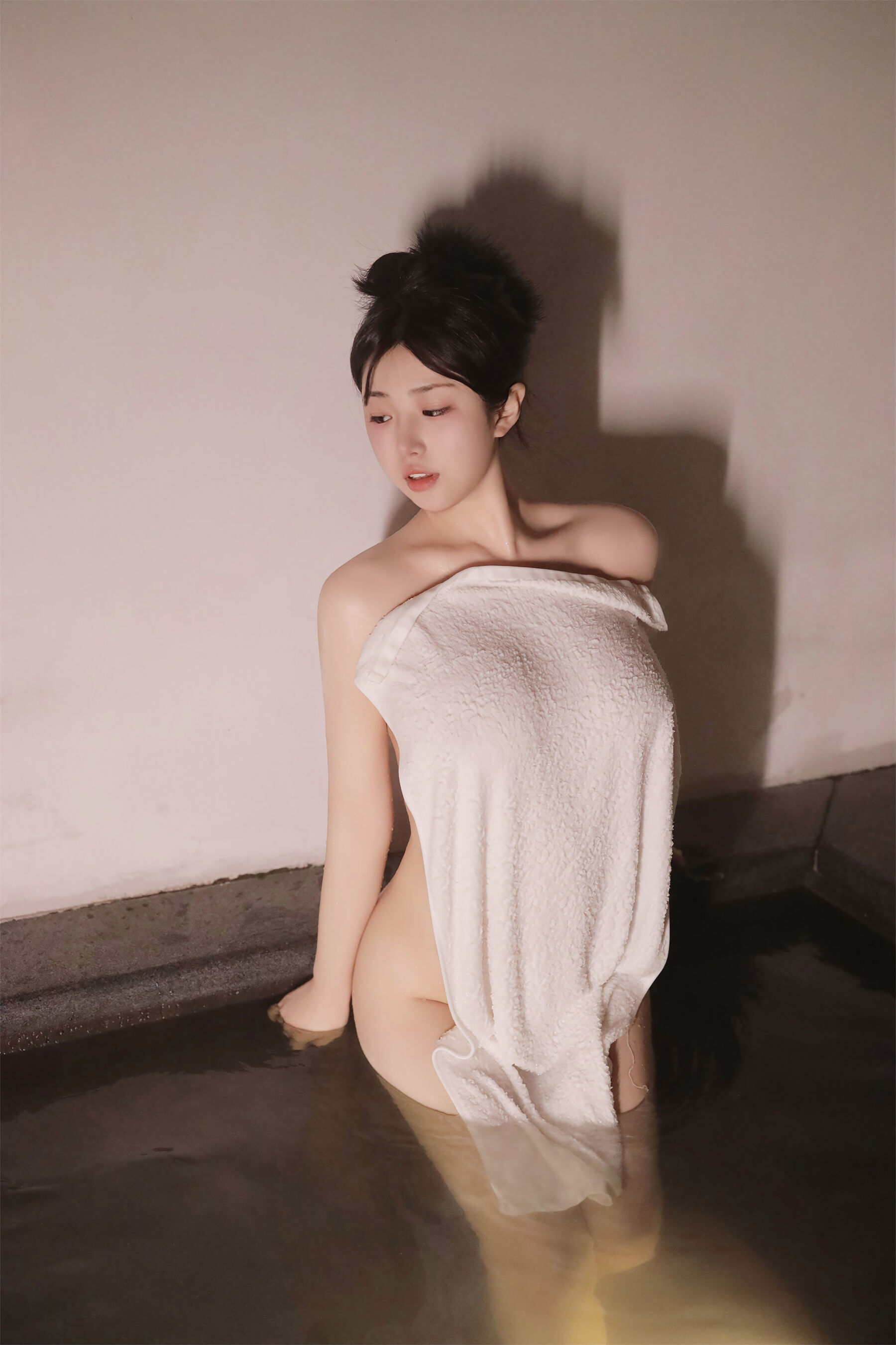 Vol. 7977 陈小花《内部助力图》