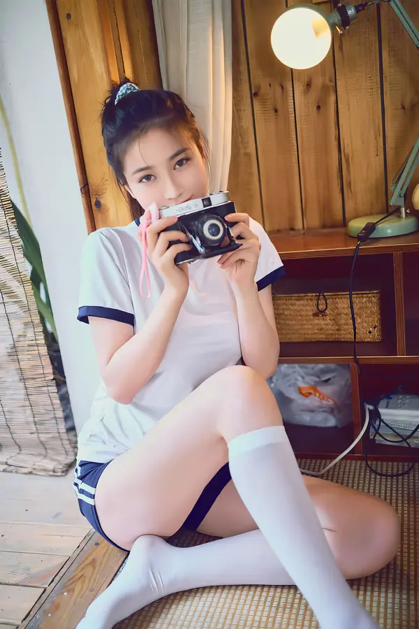 年年《运动服》