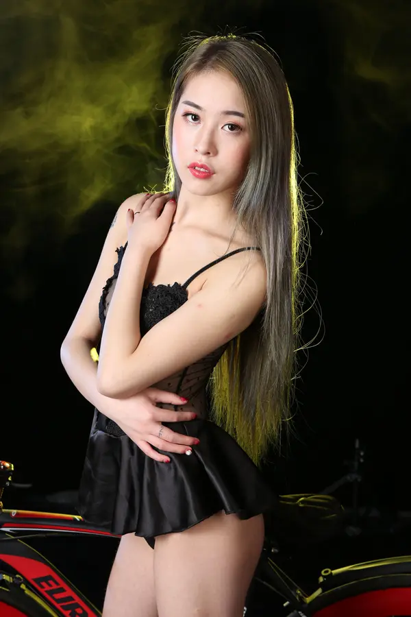 国模贝尼大尺度人体私拍套图 | Page 3