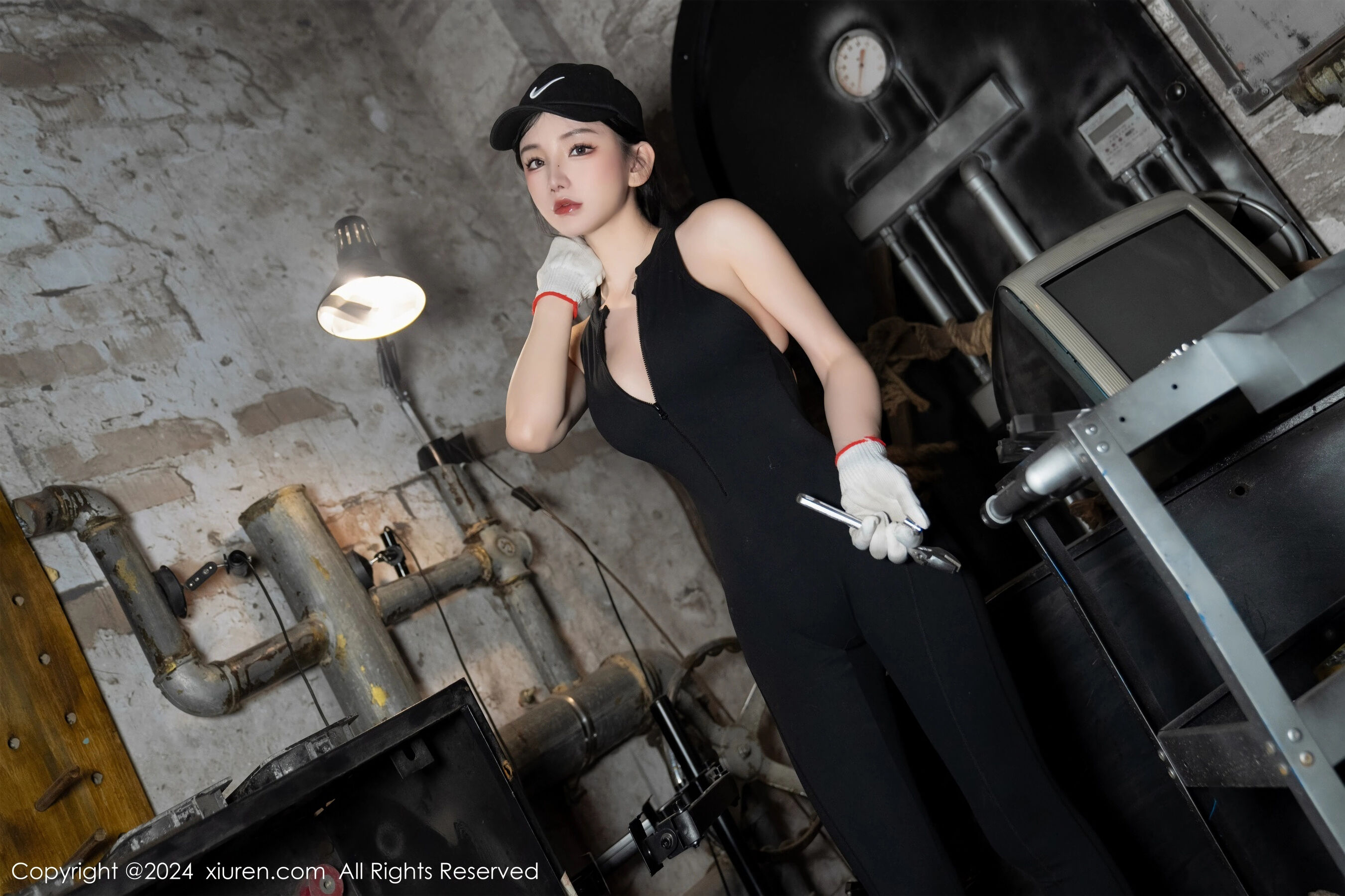 Vol. 8027 周於希Sally | Page 4