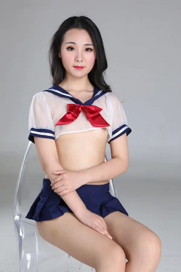 国模冉冉（周雪婷）大尺度人体私拍套图 | Page 2