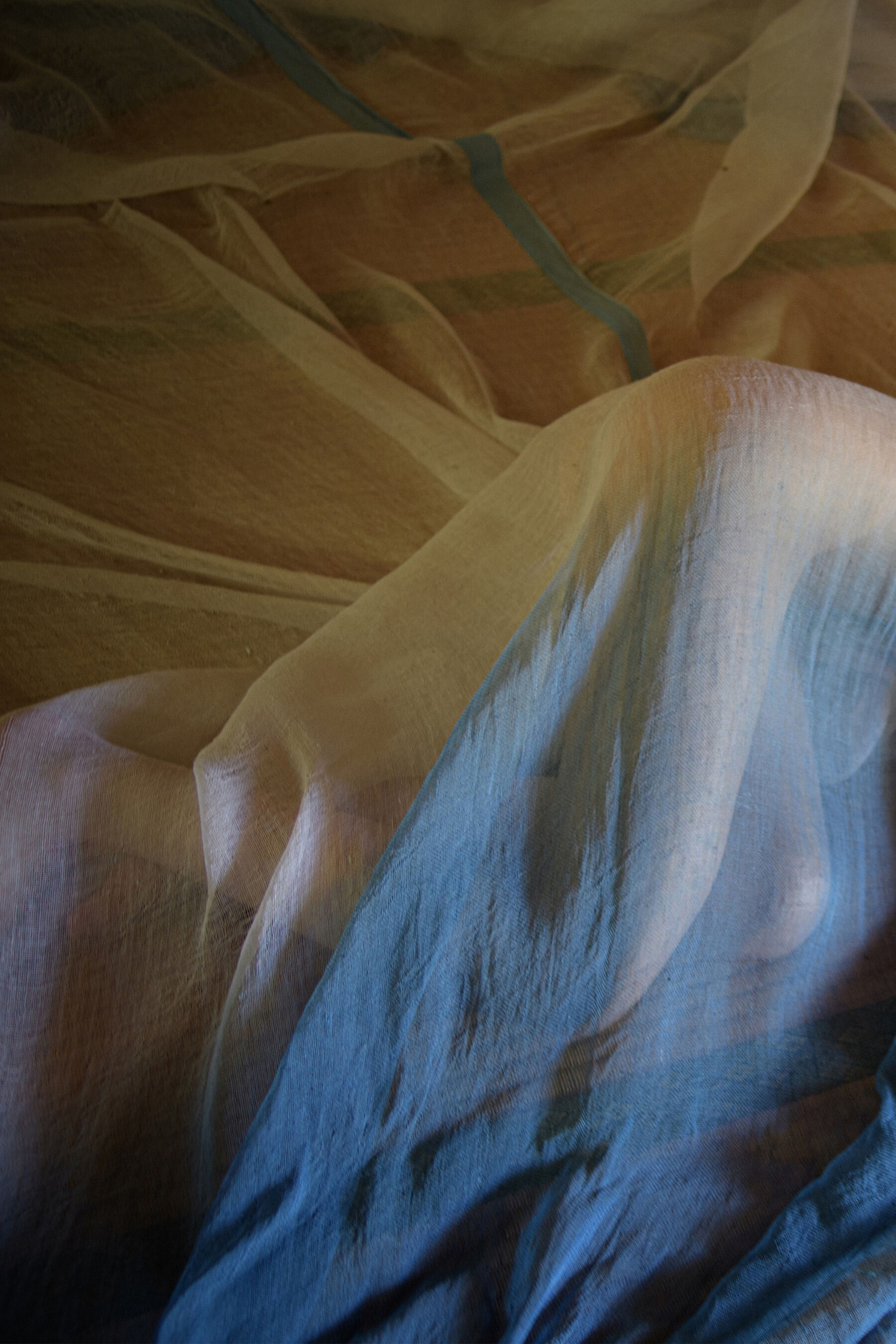 森日向子《夏 駆ける 空 Summer of the youth》 | Page 4