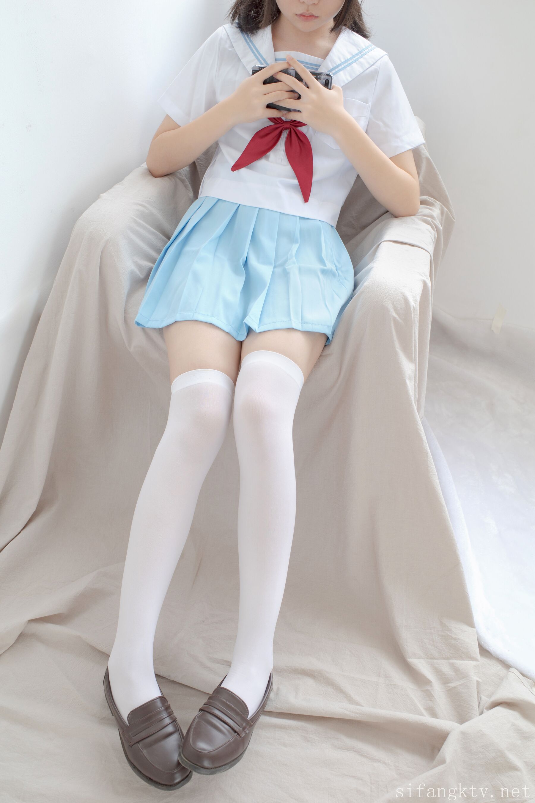 小满《香蕉酸奶》