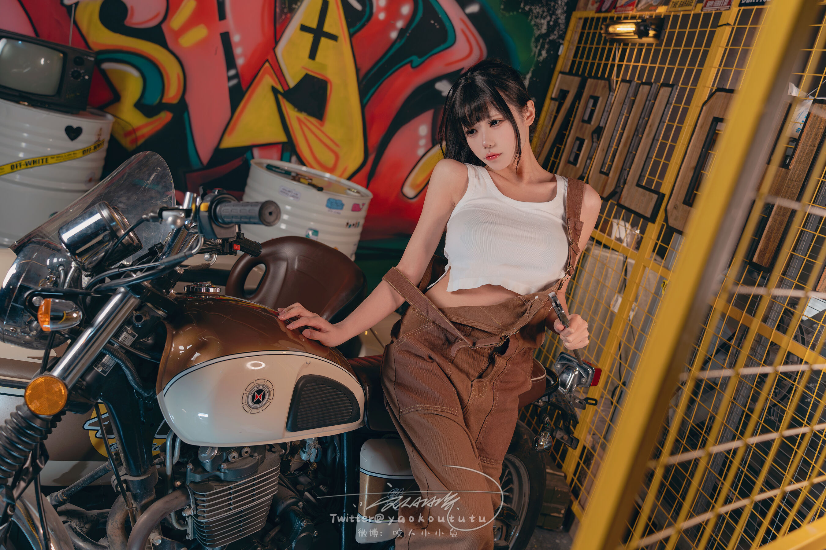 黏黏团子兔《机车修理工 Shake it》 | Page 2
