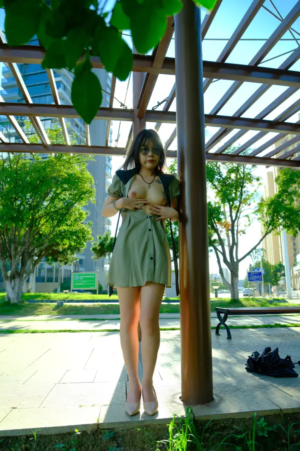 国模怀蝶大尺度人体私拍套图 | Page 2