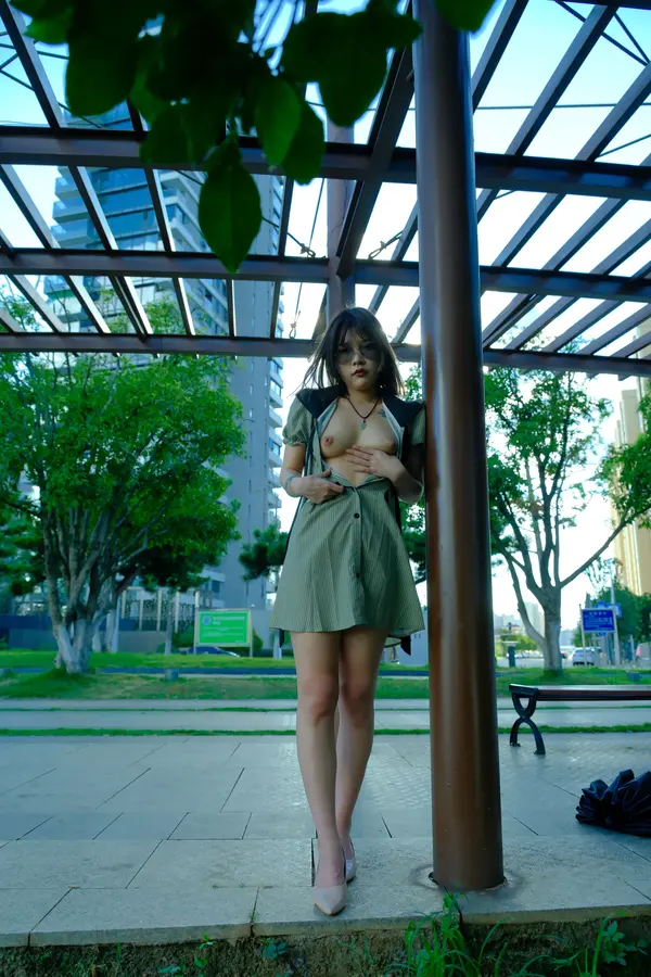 国模怀蝶大尺度人体私拍套图 | Page 3