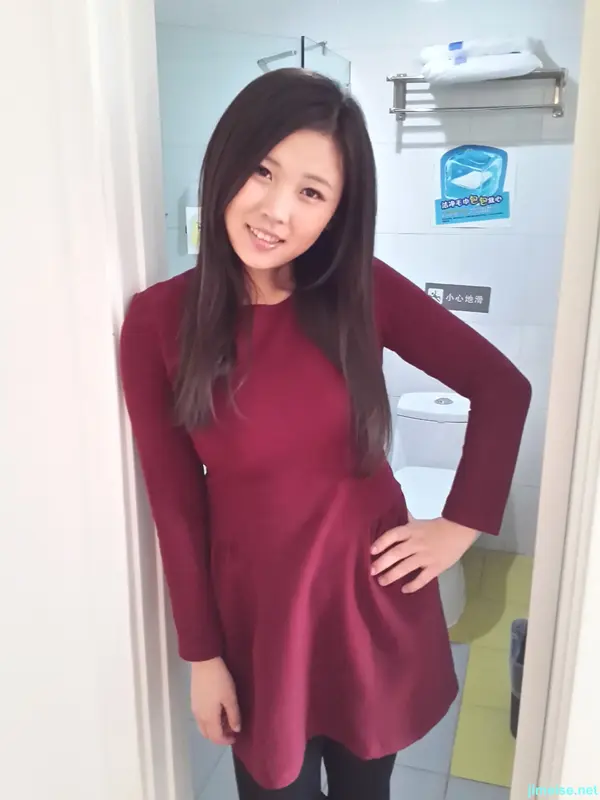 国模美美人体私拍套图 | Page 3