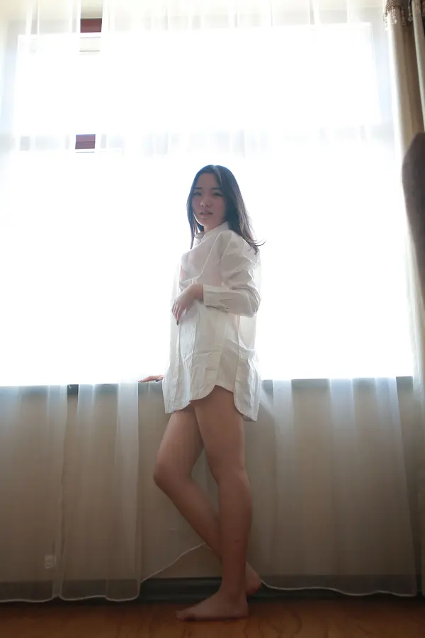 国模佳琪人体私拍套图 | Page 2