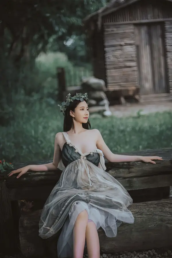 年年《爱丽丝仙境》