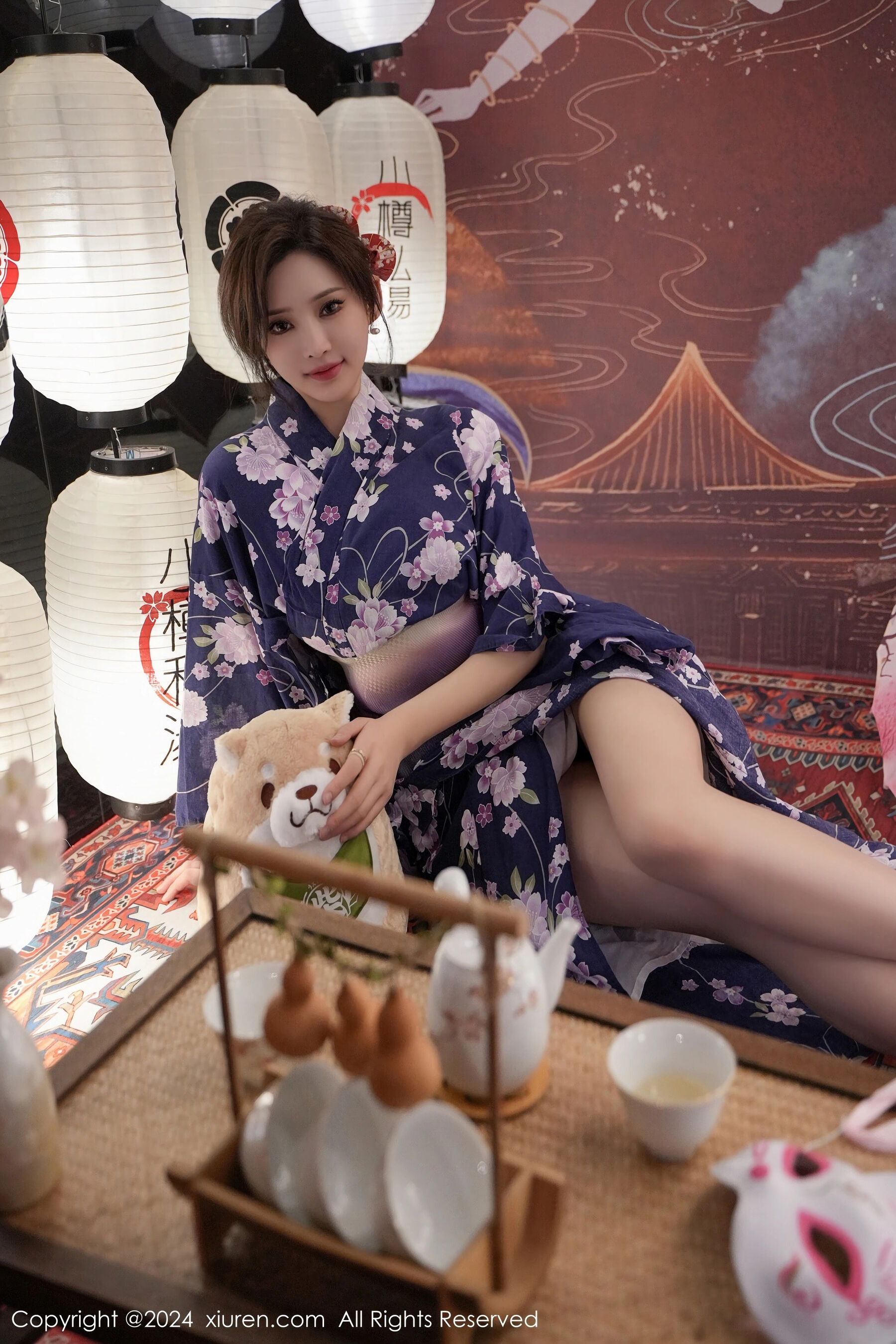 Vol. 7975 Carol周妍希 | Page 2
