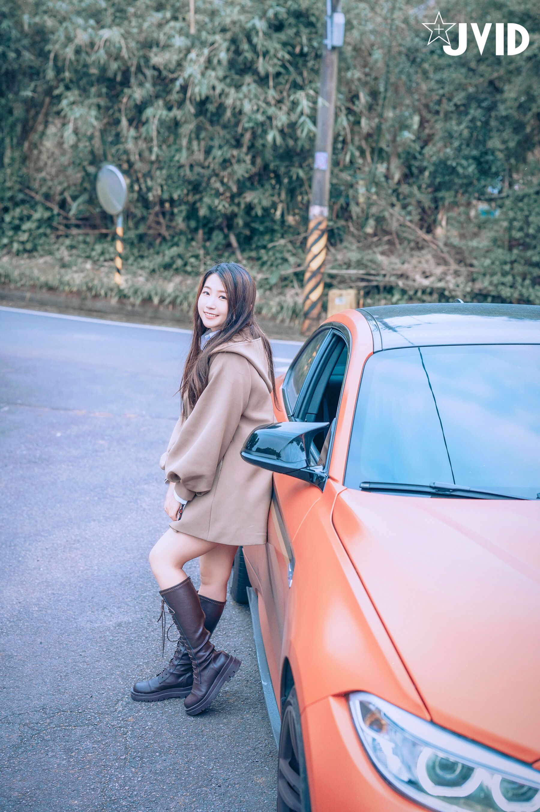 黎茉《与童颜巨乳直播主的温泉之旅》 | Page 3