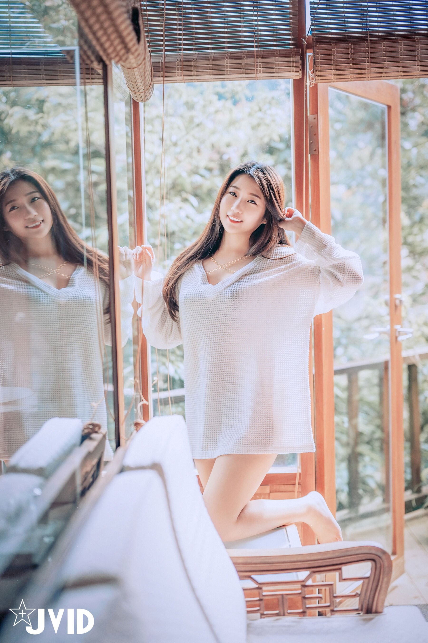 黎茉《与童颜巨乳直播主的温泉之旅》 | Page 4