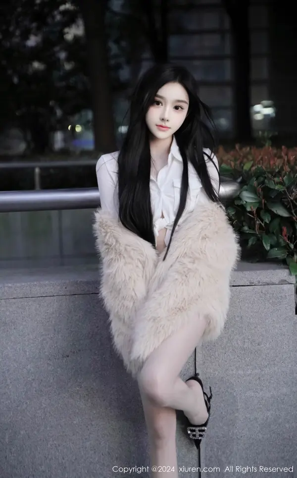 Vol. 8261 龙雪儿 | Page 2