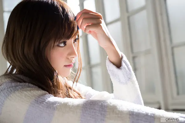 桃乃木香奈《Dazzling fruit》