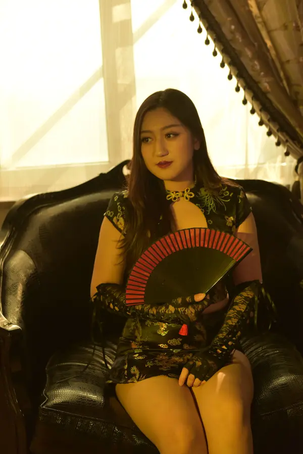 国模宋雨晴大尺度人体私拍套图 | Page 2