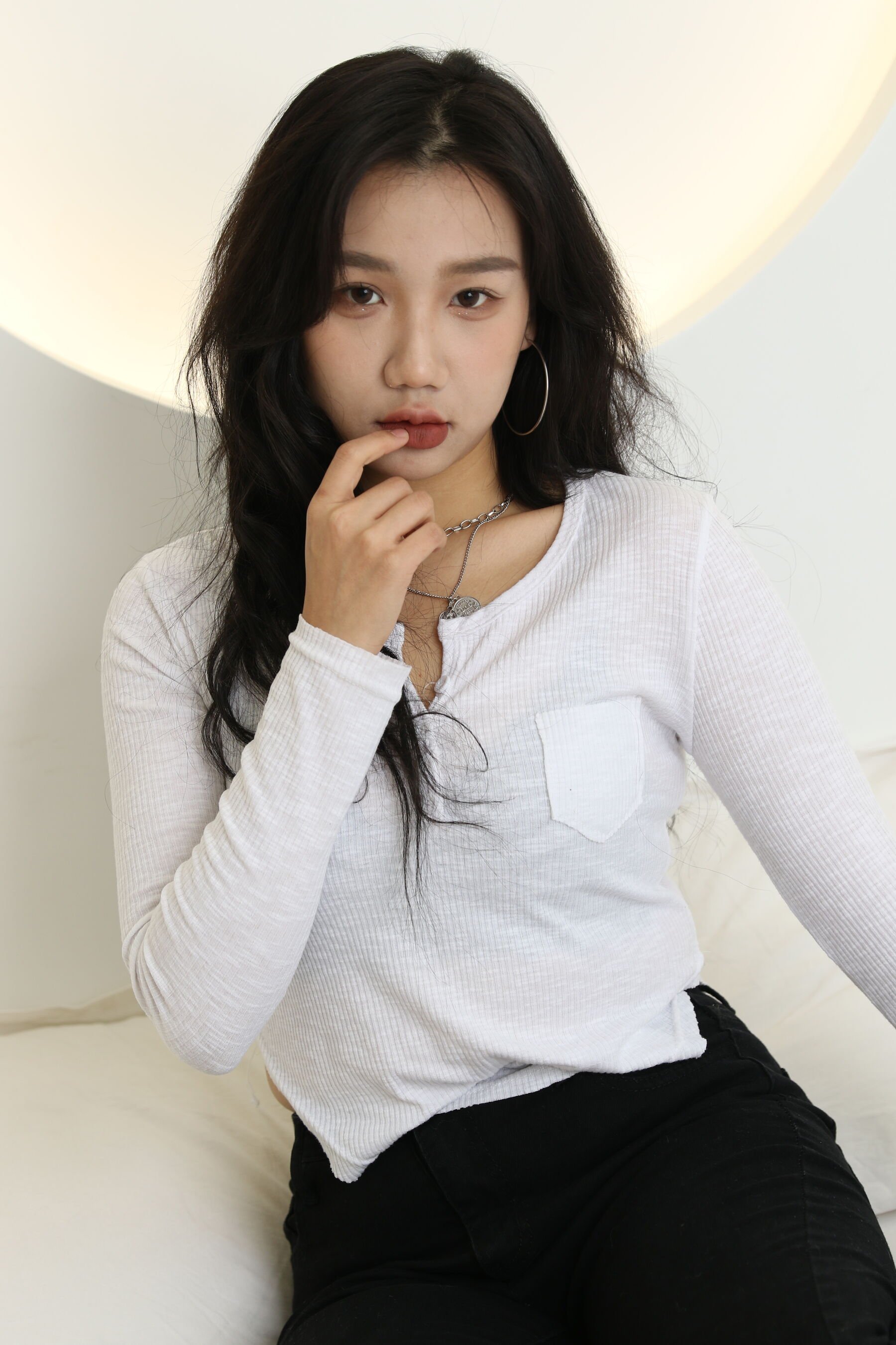 国模小白大尺度人体私拍套图 | Page 2