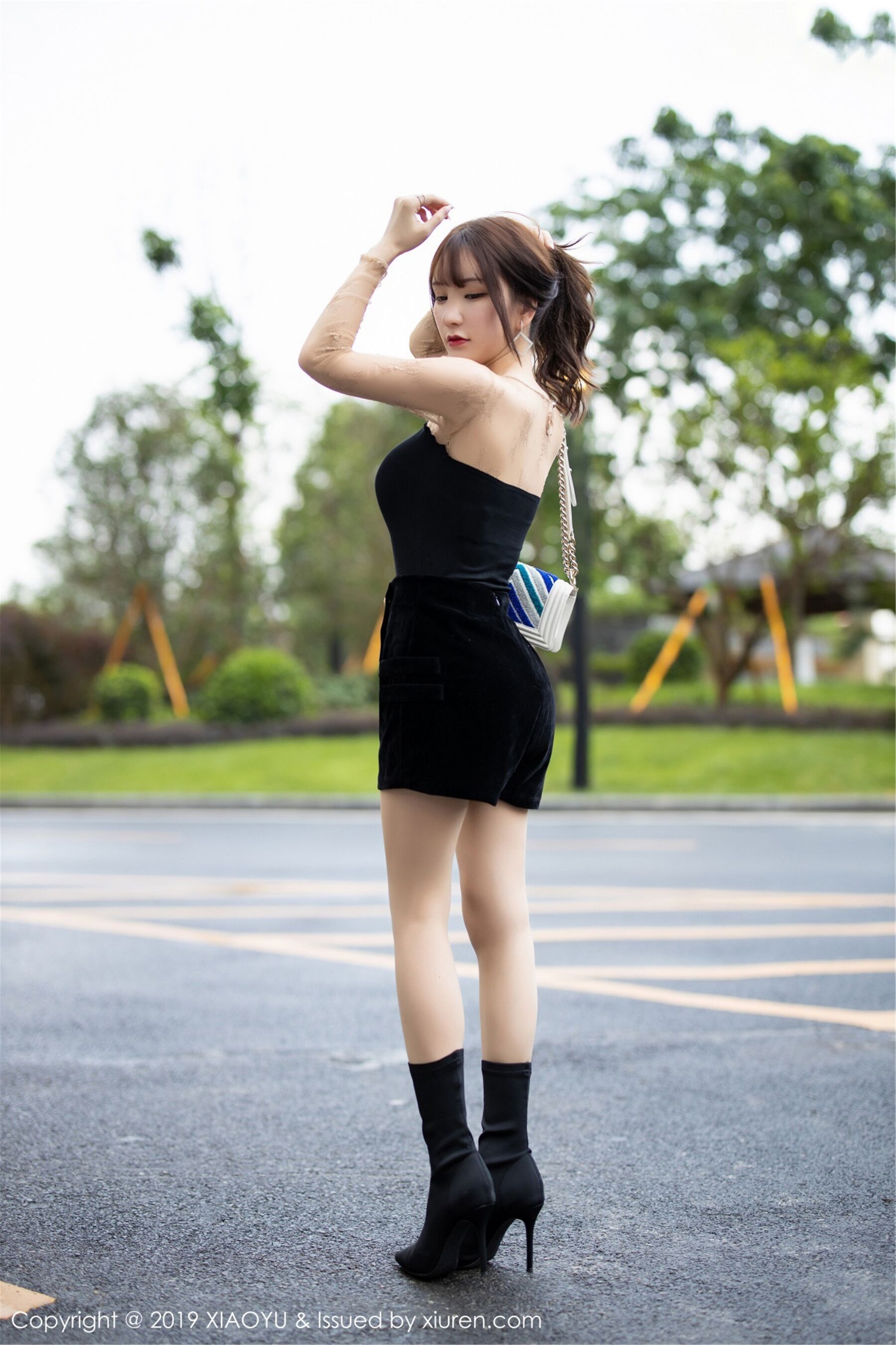 Vol. 0125 周於希Sandy | Page 2