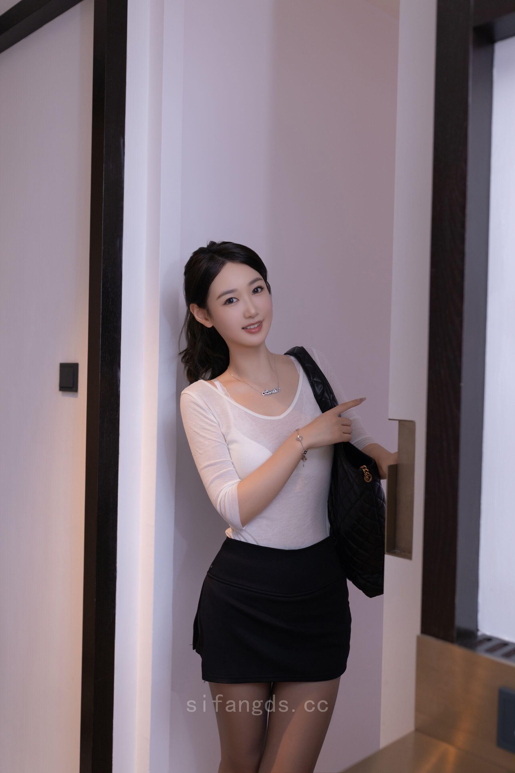 唐安琪《私购流出》 | Page 2