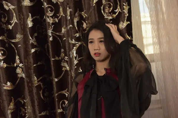 国模慕慕大尺度人体私拍套图 | Page 2