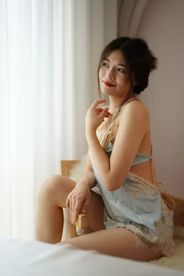 国模奶糖大尺度人体私拍套图 | Page 5