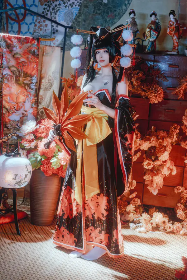 鹿八岁《死或生·女天狗》