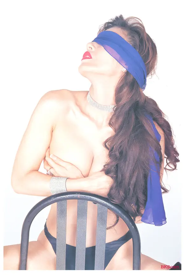 FABULOUS BODY | Page 4