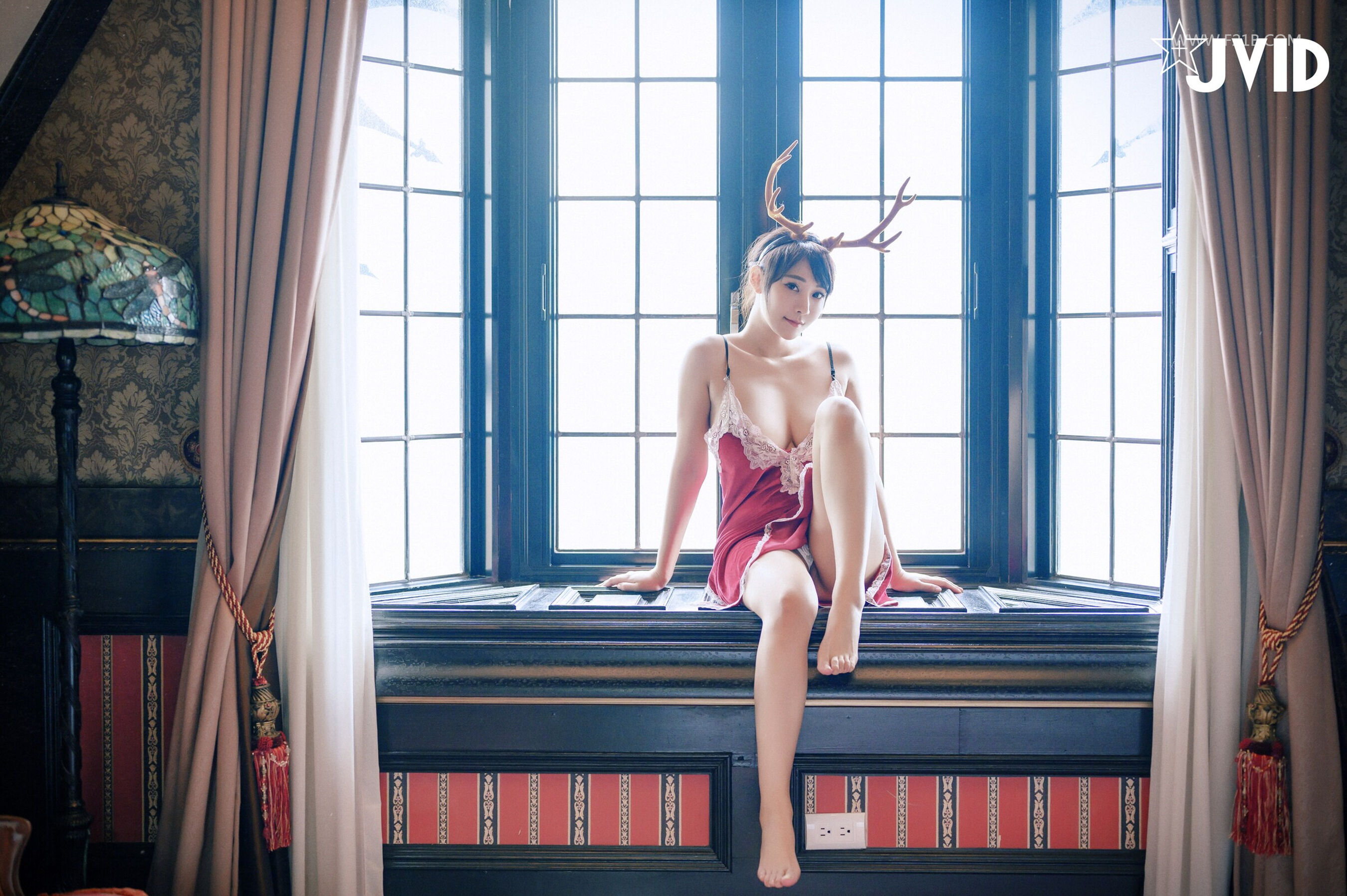 乐乐《鹿角女孩的报恩》 | Page 3