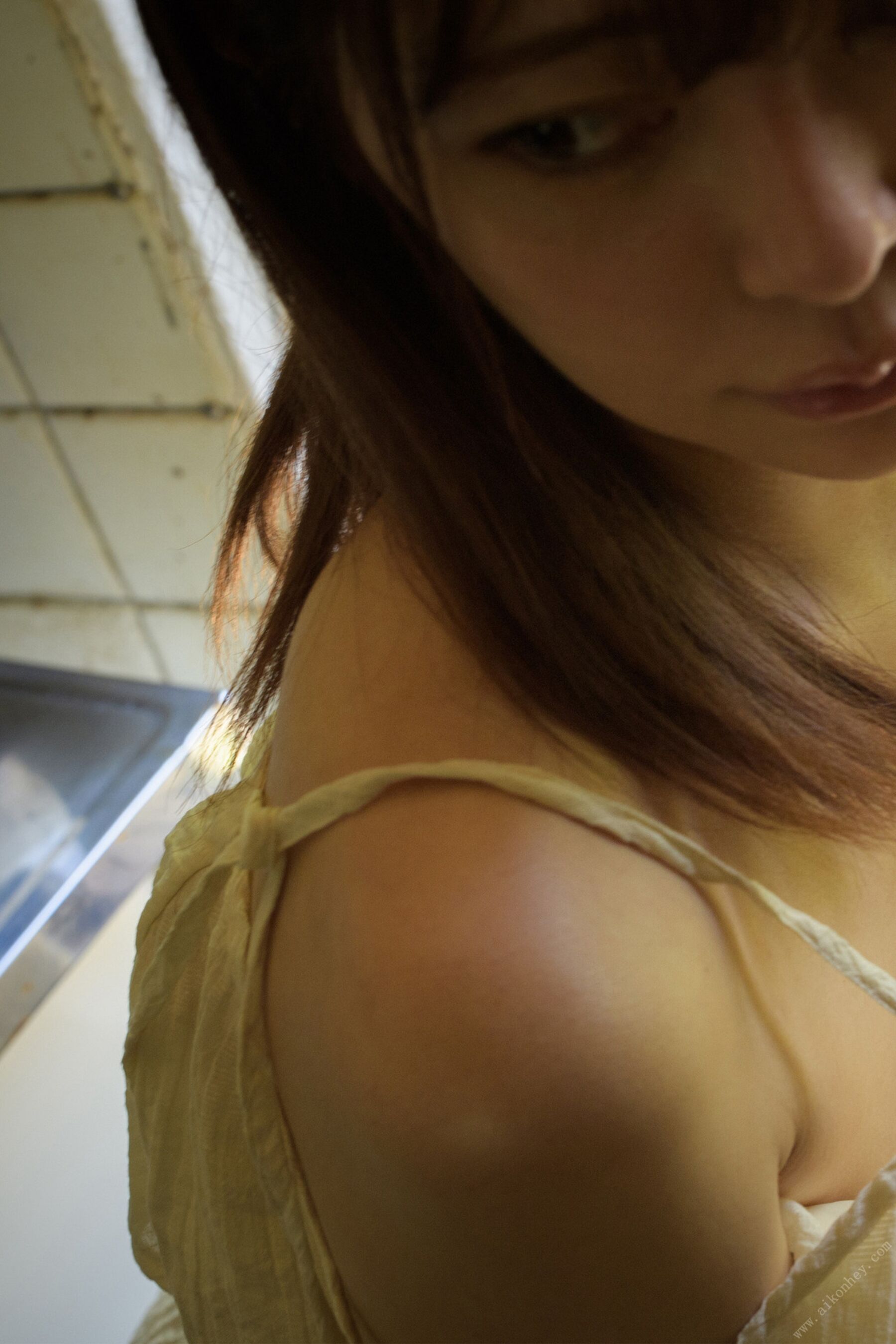 森日向子《夏 駆ける 空 Blue sky Blue》 | Page 4