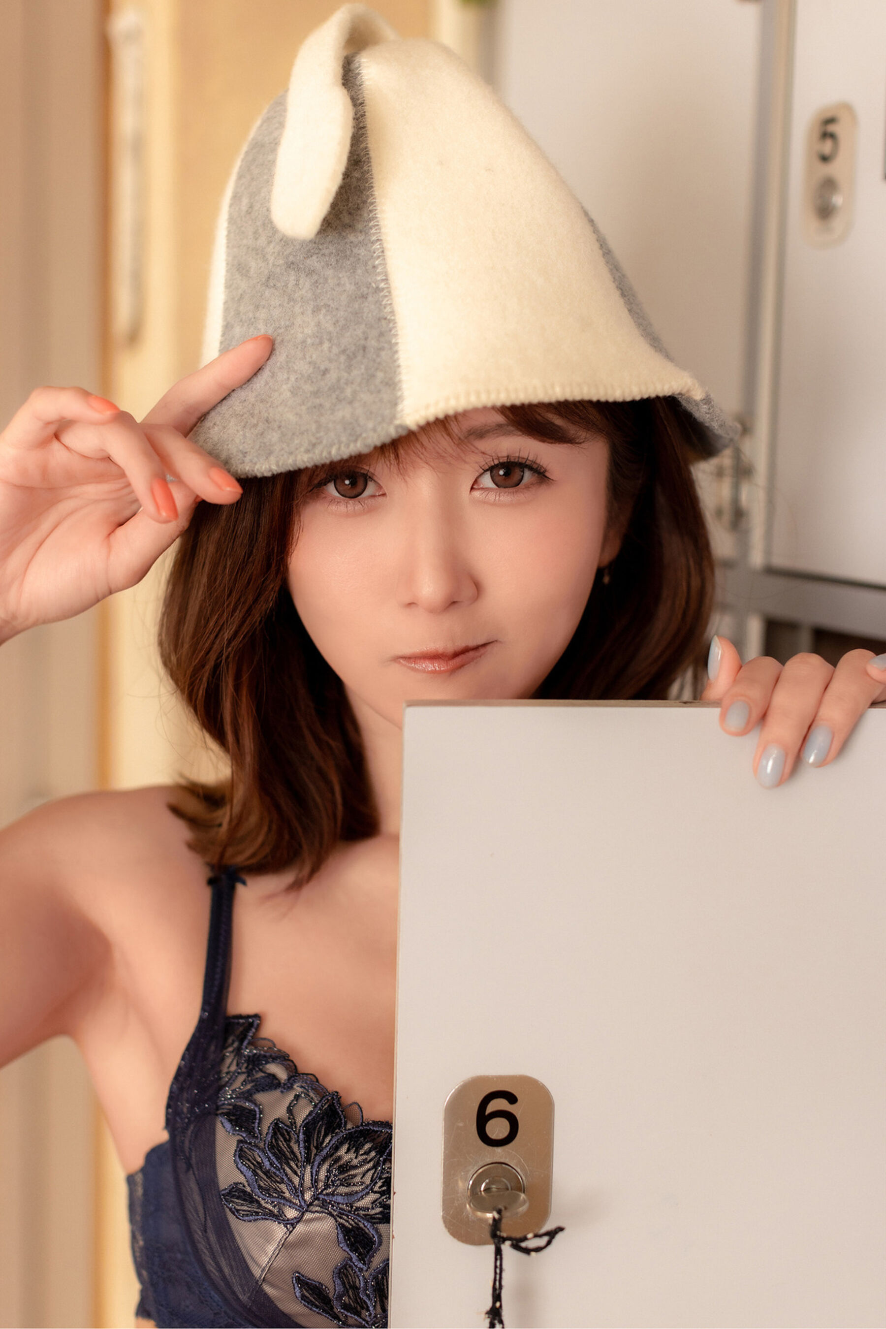 大槻响《SAUNA First Set 情热のサウナ Vol.2》 | Page 2