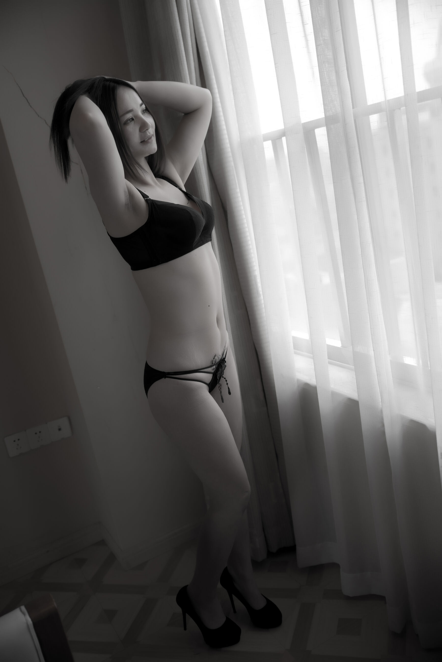 国模婷宝人体私拍套图 | Page 2