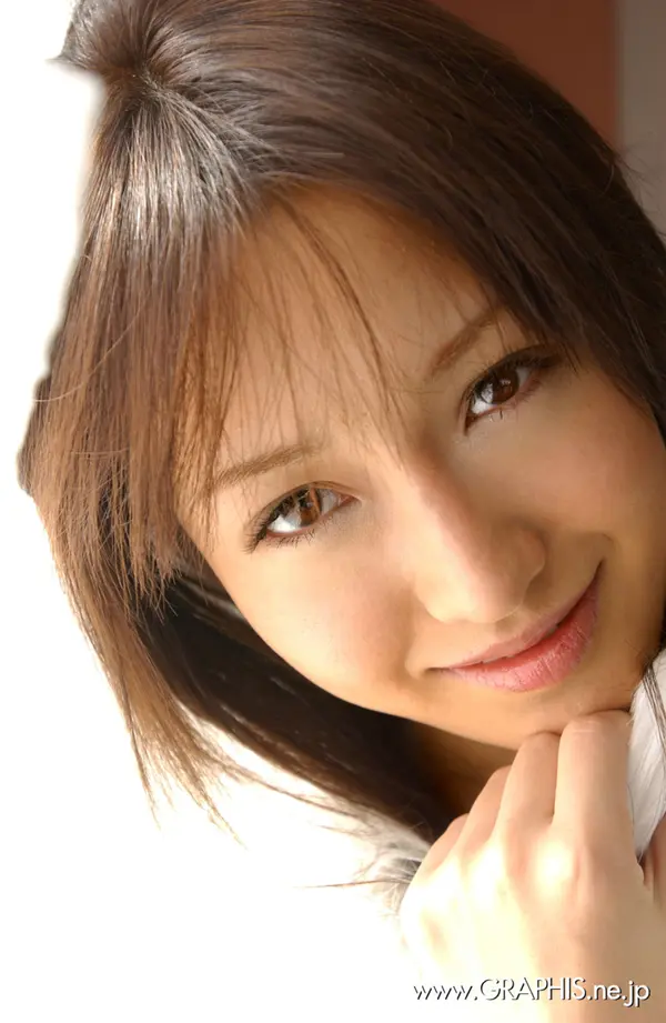 神咲安娜《Feeling shy》 | Page 5