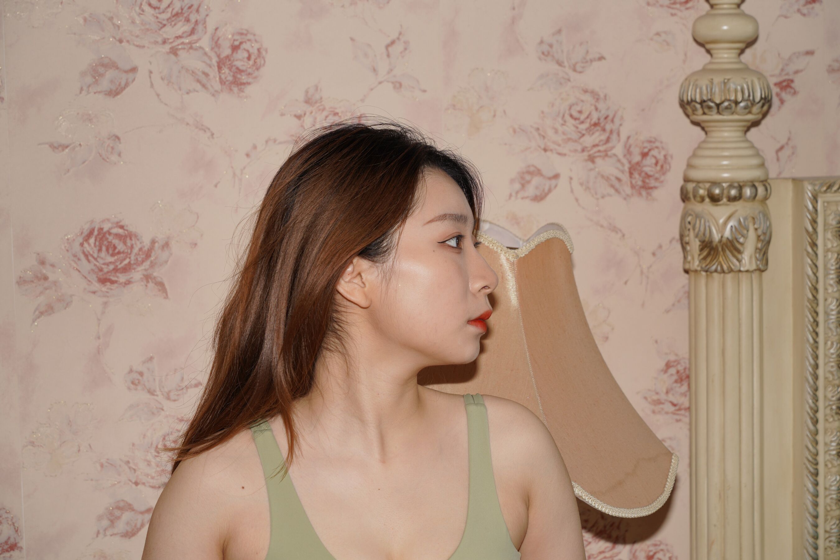 国模曼黎大尺度人体私拍套图 | Page 4