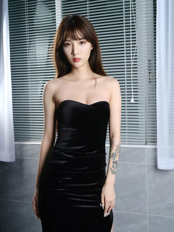 国模白雪（佳菲）大尺度人体私拍套图