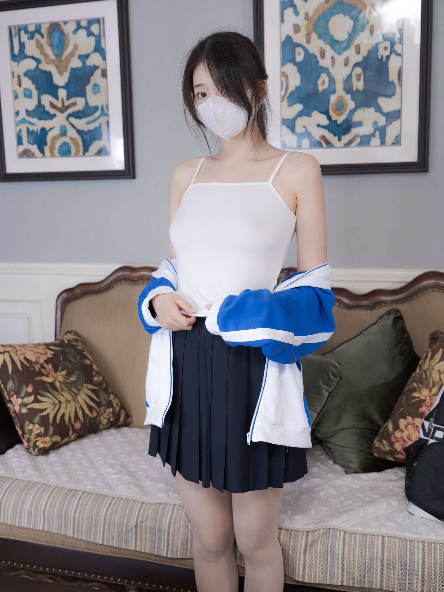 樱可《校服》 | Page 2