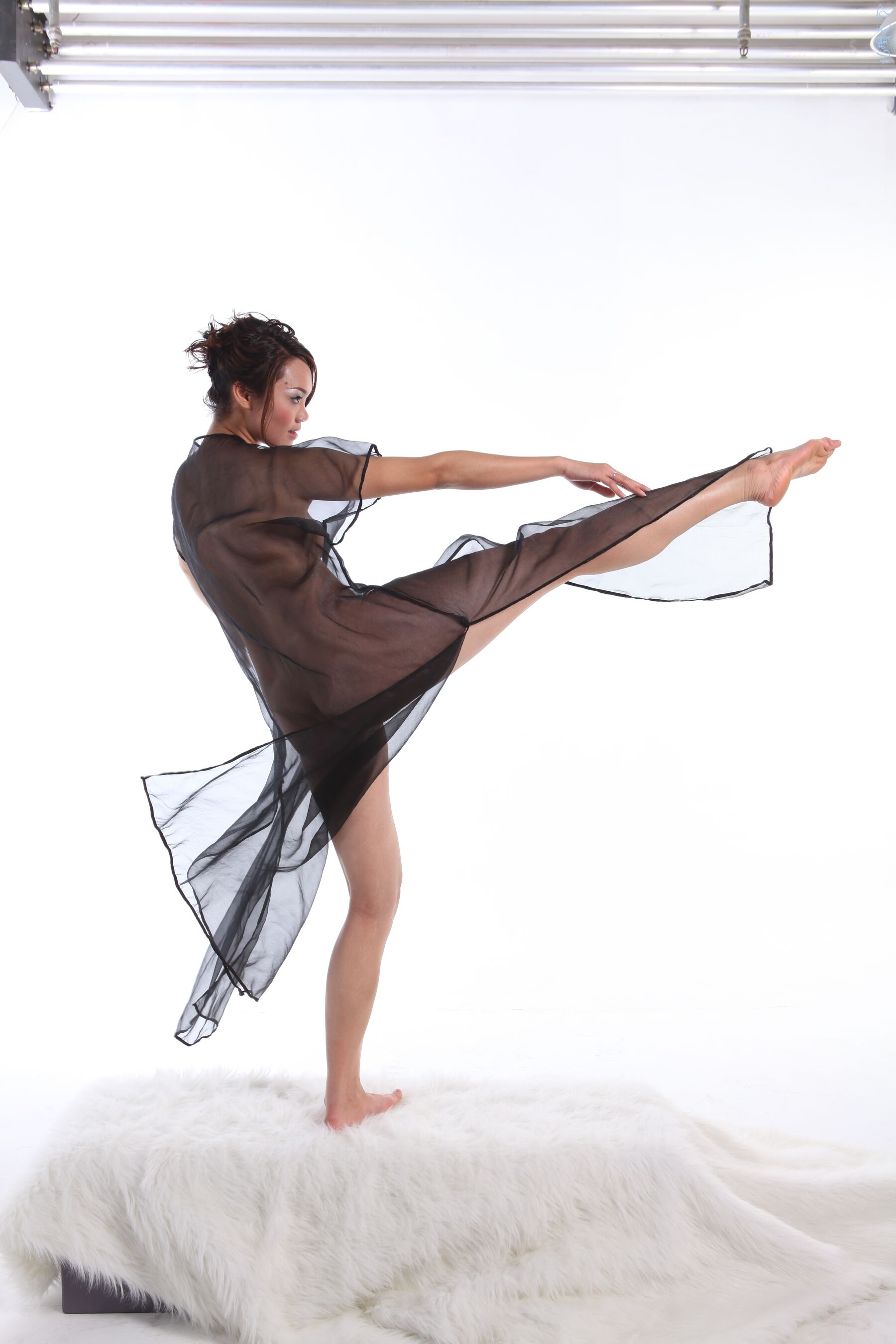 国模清风人体私拍套图 | Page 4